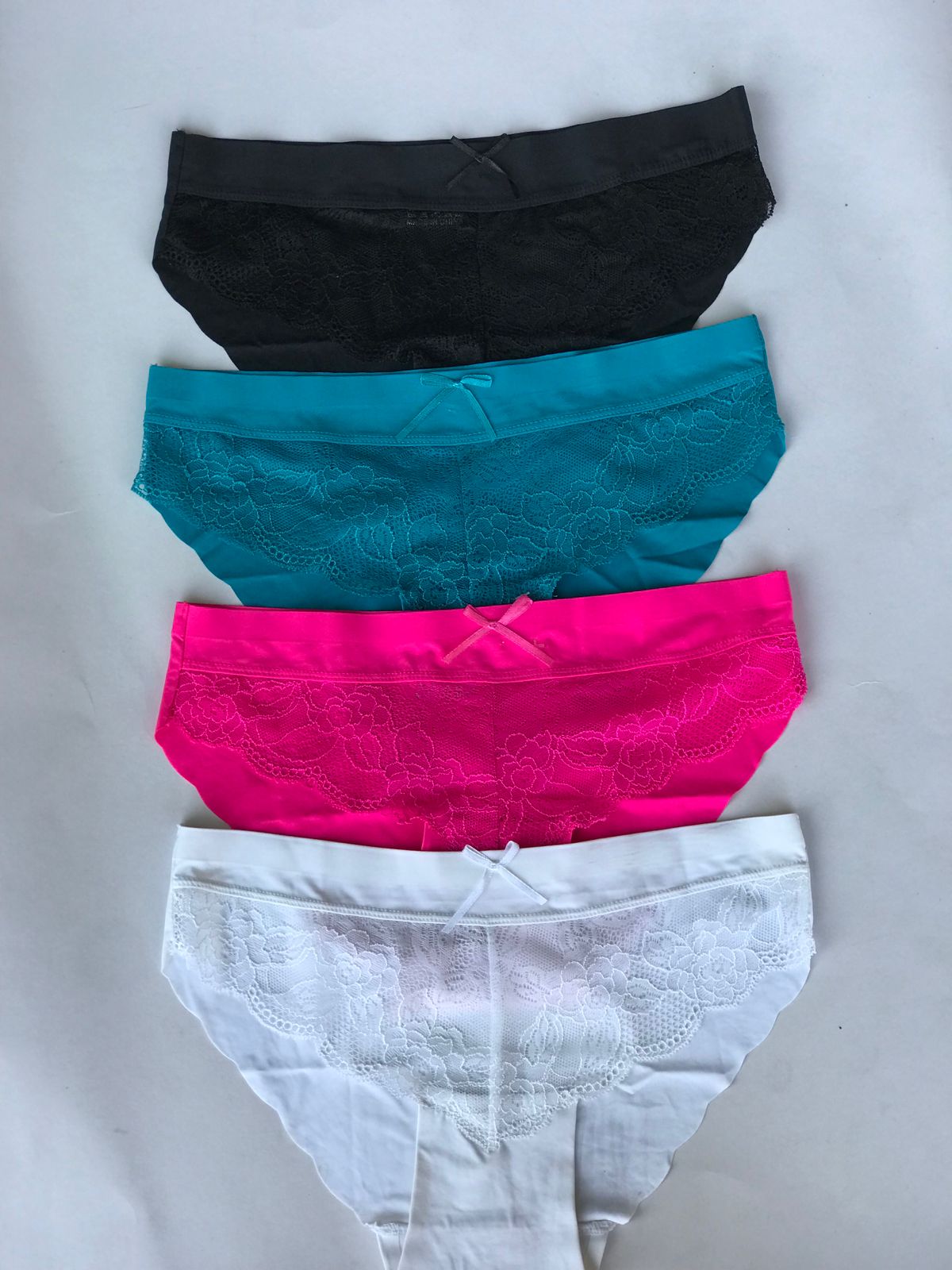 Pack of 5 Seamless and Net Panties