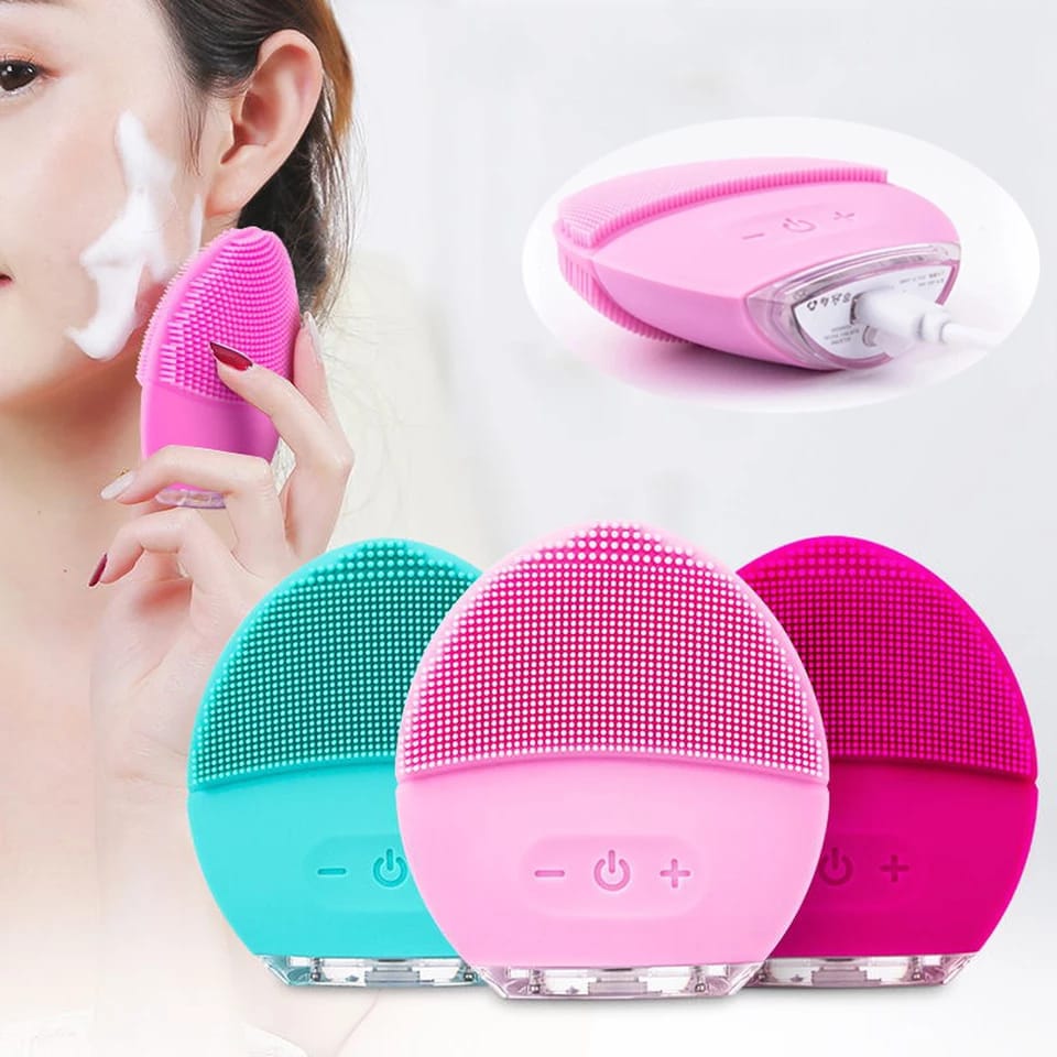 Forever Mini Facial Cleansing Brush For All Skin Types