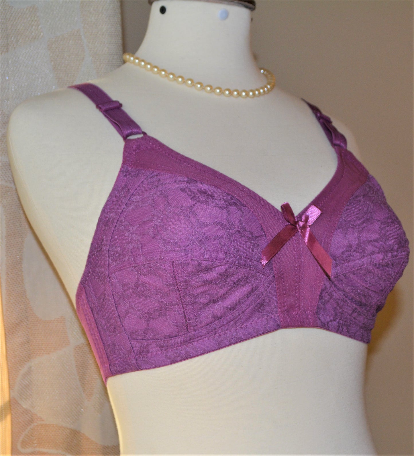 Non Padded Non Wired Embroidered Bra