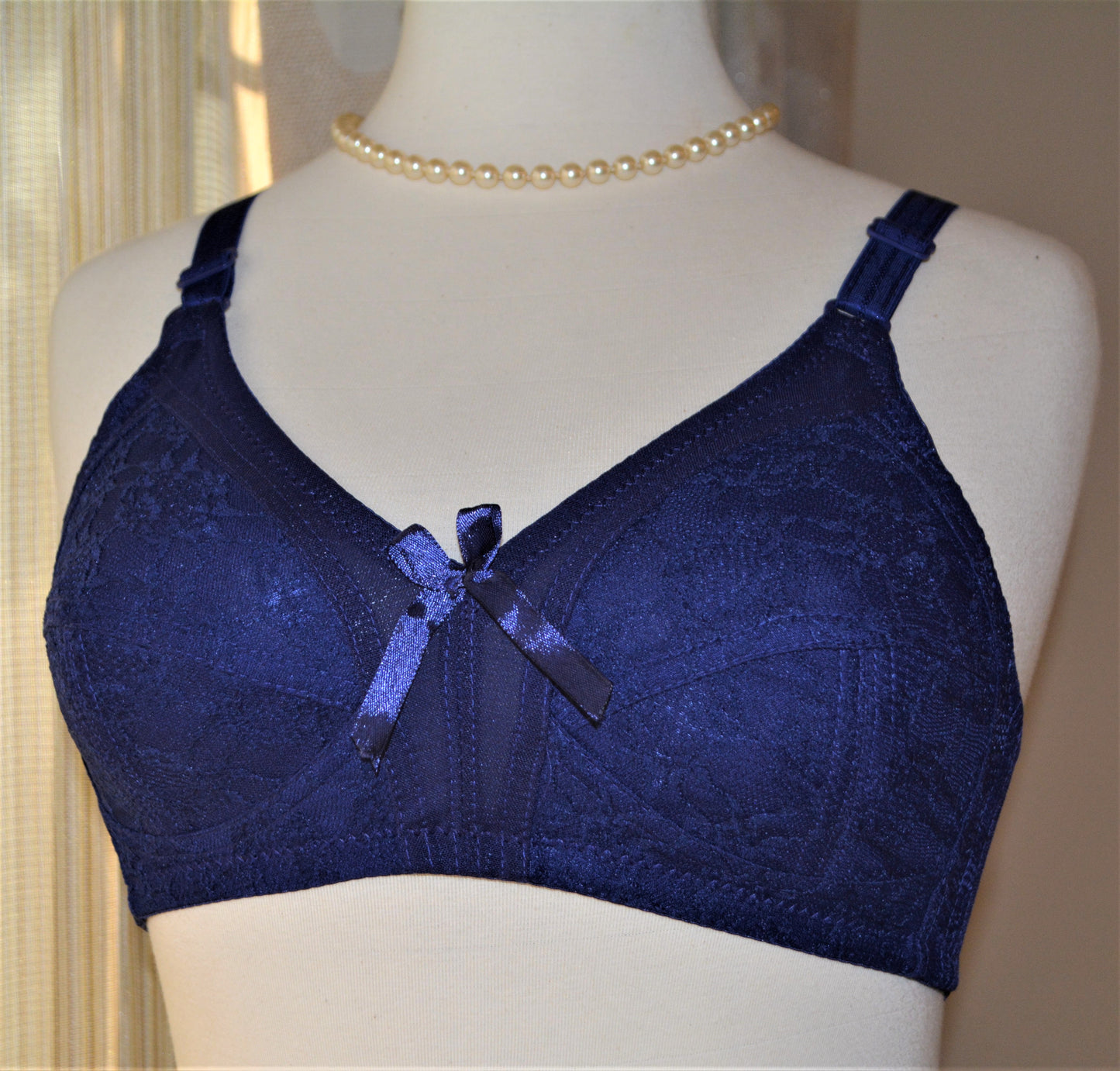 Non Padded Non Wired Embroidered Bra