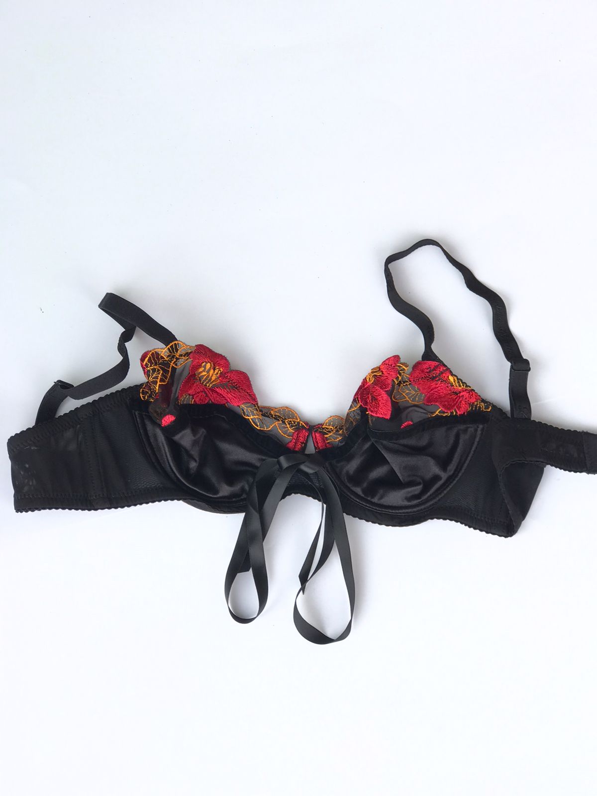 Silk and Embroidered Non Padded Bra