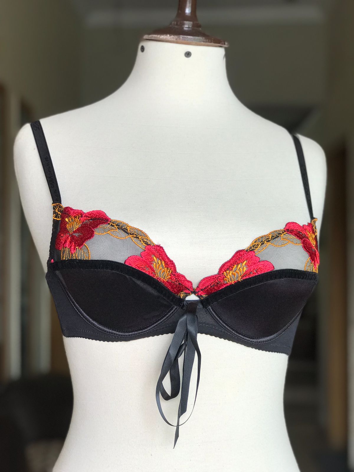 Silk and Embroidered Non Padded Bra