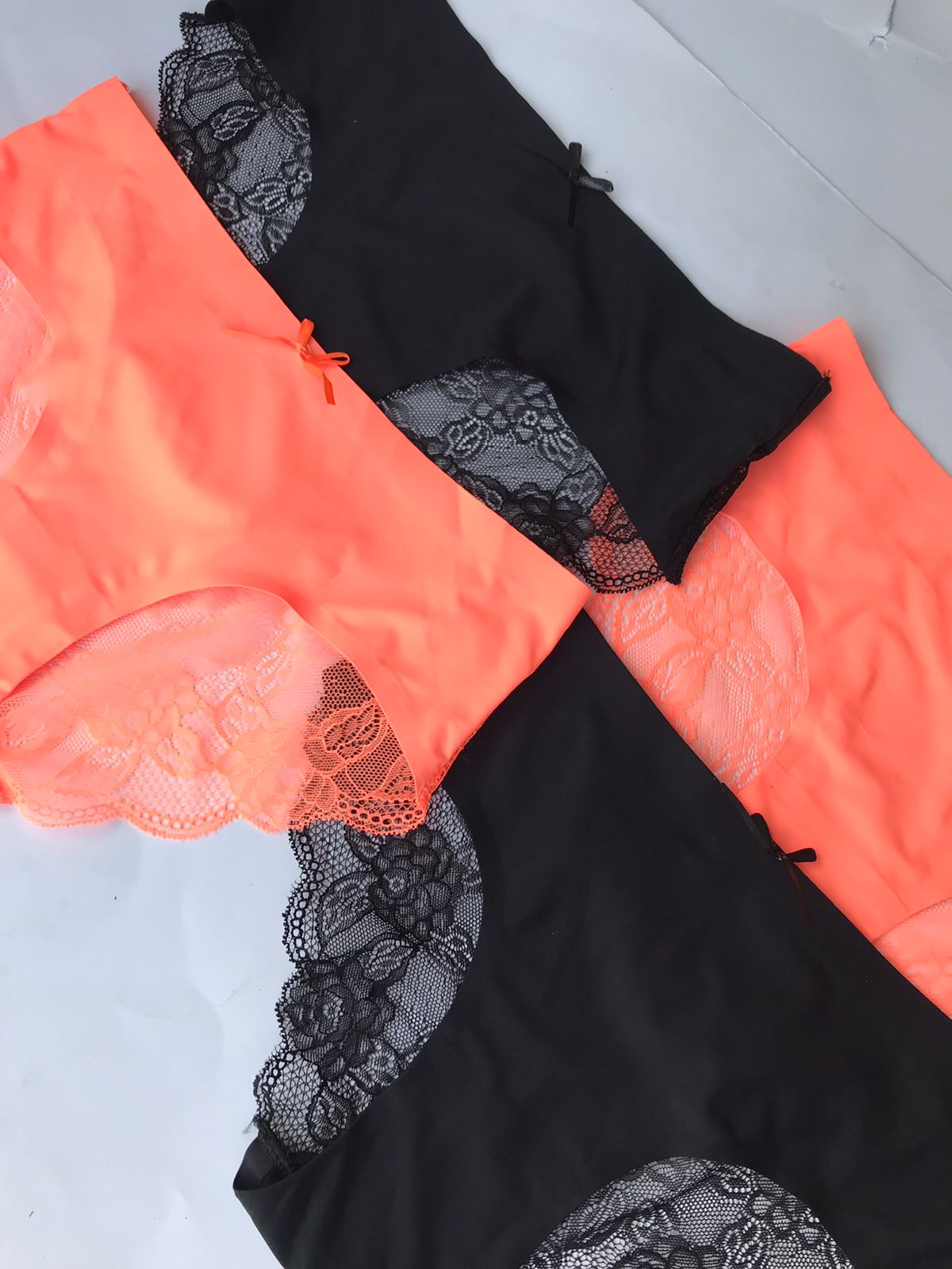 Pack of 5 Seamless and Lace Panties