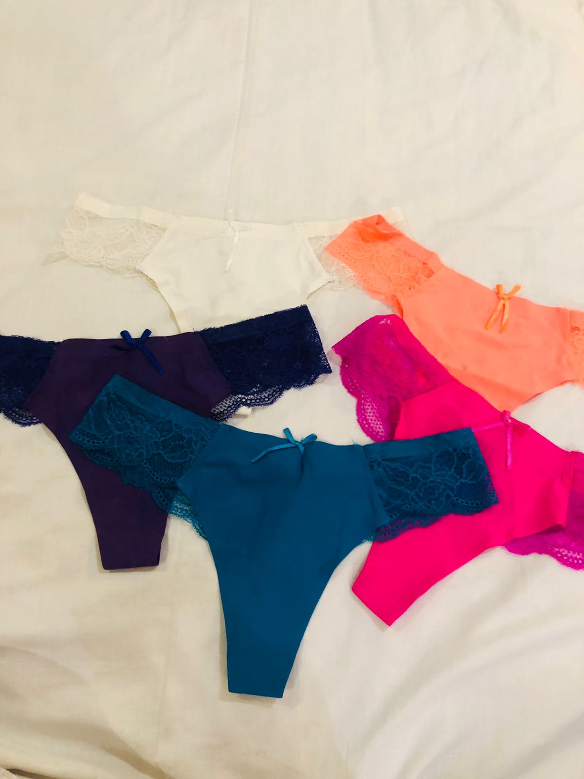 Pack of 5 Seamless Lace Thong