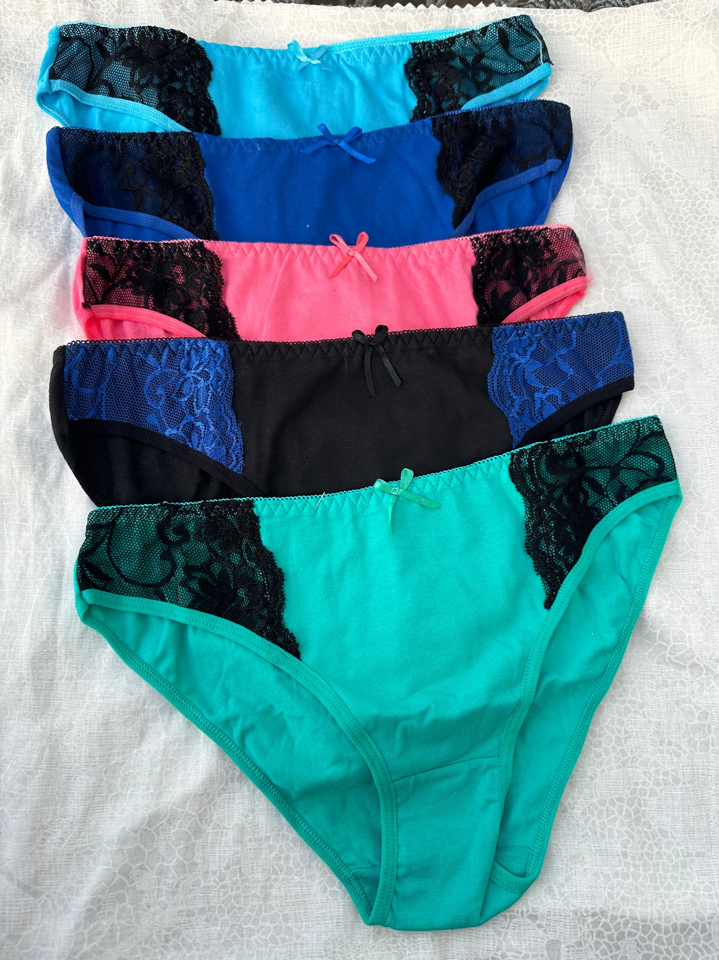 Pack of 5 Soft Cotton and Net designed Panties