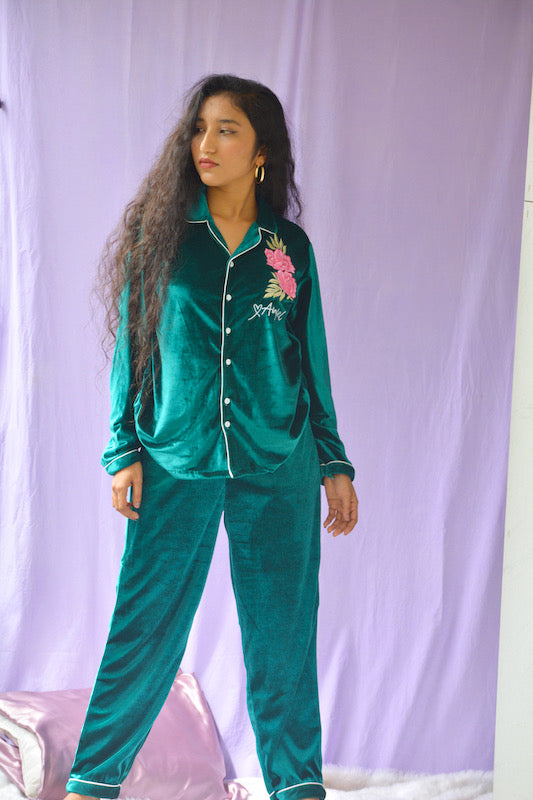 Paraiso Velvet PJ Set