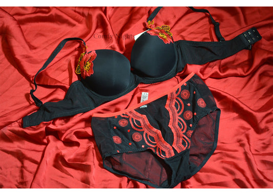Black Floral Embroidery Bra Set